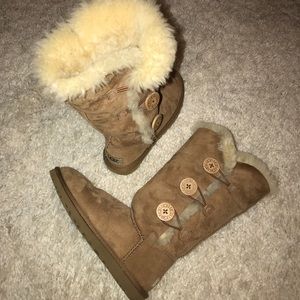 UGG Bailey Suede Button Triplet II Boots